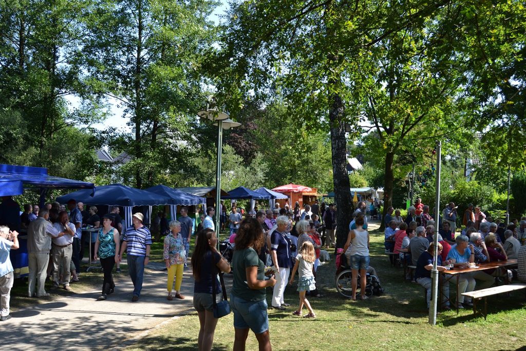 Shotokan Karate Haan auf dem Gruitener Dorffest 2015 – Foto 2